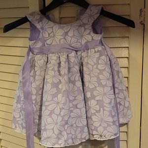 Beautiful lavender w white flower dress